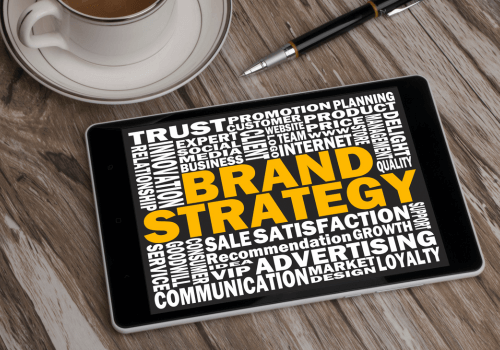 מיתוג עסק קמעונאי: איך לבנות מותג שנשאר בתודעה?